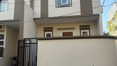Hunian Prestisius di Kawasan Green Ville, Jakarta Barat, LB 120m², Harga 2,65 Miliar