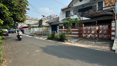Rumah Area Luxury Tanjung Duren, Jakarta Barat - Harga Terbaik 5,5 Miliar