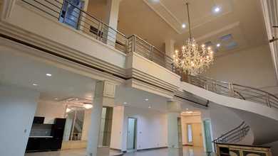 Rumah Area Luxury Green garden, Jakarta Barat - Harga Menarik 5,9 Miliar