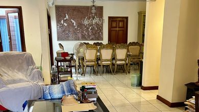 Kesempatan Eksklusif, rumah Prestisius di Pondok Indah, Jakarta Selatan, LB 200m²
