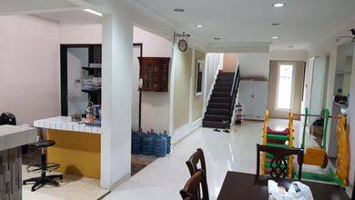 Jual Rumah Siap Tinggal di Pluit, Jakarta Utara, LT 200 m2