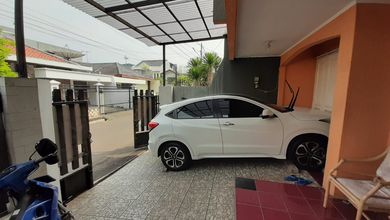 Rumah Sederhana area Sunrise Garden, Jakarta Barat, LT 220 m2