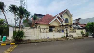 Dijual rumah Eksklusif di Gading Serpong, Tangerang - LT 351m²