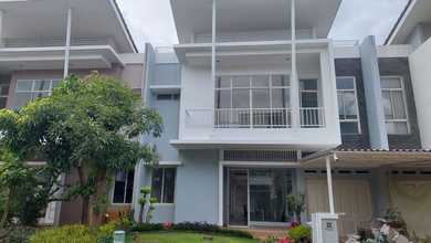 Penawaran Langka, rumah Mewah di Gading Serpong, Tangerang, LB 240m²