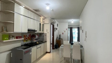 Disewakan Apartemen Siap Huni 2 BR di Pluit, Jakarta Utara Lokasi Strategis