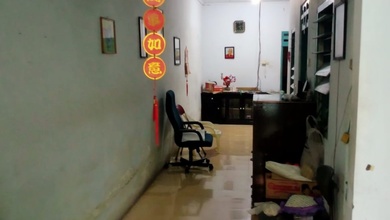 Kesempatan Rumah di Senen, Jakarta Pusat, LB 120m², Harga 688 Juta