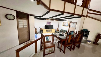 For Sale rumah Mewah di Sektor 2 - Bintaro, Jakarta Selatan - LT 220m²