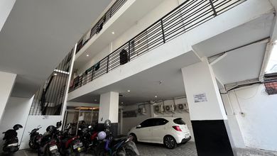 Kost Premium Aktif Jakarta Barat Dijual Cepat Aja!