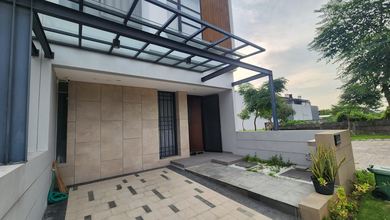 Rumah Prestisius di Kawasan Kenjeran, Surabaya, LB 150m², Harga 2,75 Miliar