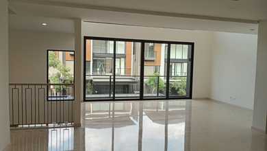 Rumah Area Premium BSD City, Tangerang - Harga Menarik 16 Miliar