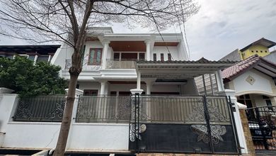 Rumah Prestisius di Kawasan Duren Sawit, Jakarta Timur, LB 320m², Harga 6 Miliar