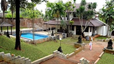Hunian Mewah di Cilandak, Jakarta Selatan, 4 KT, LT 1273m²