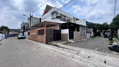 Dijual Rumah Strategis di Bekasi Selatan, Bekasi - LT 126m²