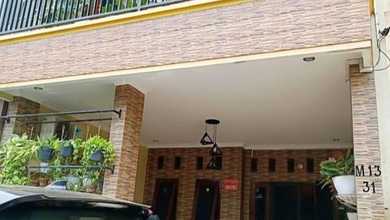 Jual Rumah Strategis di Mustikajaya, Bekasi - LT 60m²