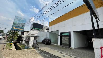 Disewakan Ruko besar 2Lantai di pinggir Jalan Raya Siliwangi, Bekasi 