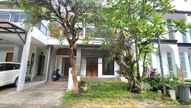 Rumah Elegan di Sektor 9-Bintaro, Tangerang Selatan, 3 KT, LT 135m²