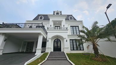 Hunian Mewah di Kawasan Sektor 7-Bintaro, Tangerang Selatan, LB 410m², Harga 7,9 Miliar