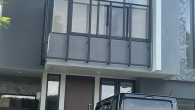 Rumah Prestisius di Kawasan Sektor 7-Bintaro, Tangerang Selatan, LB 96m², Harga 3,1 Miliar