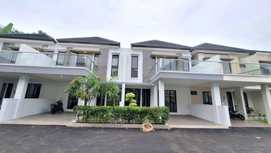 For Sale rumah Eksklusif di Bintaro, Tangerang Selatan - LT 113m²