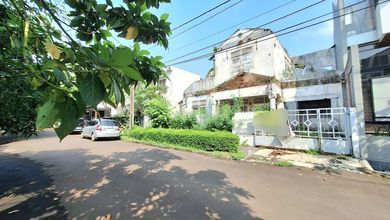 Dijual rumah Eksklusif di Sektor 9-Bintaro, Tangerang Selatan - LT 180m²