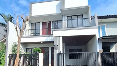 Rumah Mewah di Graha Raya Bintaro, Tangerang Selatan, 4 Kamar Tidur, LT 128m²