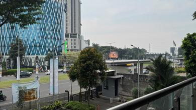 Gedung Usaha Office Space Di Pusat Gading Serpong Boulevard 