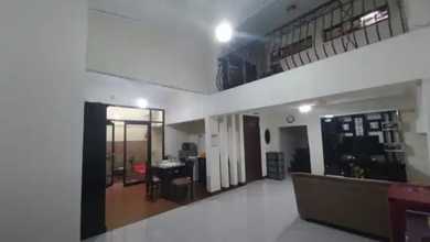 Rumah Dijual di Rawa Badak, Jakarta Utara, LB 150m², Harga Kompetitif!