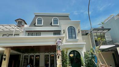 Rumah Elegan di BSD City, Tangerang, 5 KT, LT 200m²