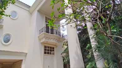 Disewakan Rumah Nyaman di Kemang, Jakarta Selatan, LT 600m²