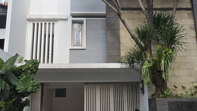 Kesempatan Eksklusif, rumah Mewah di Pondok Indah, Jakarta Selatan, LB 1015m²