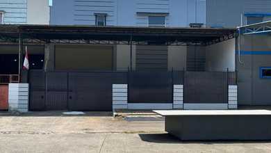 Gudang Berikut Office Di Pergudangan Industri Taman Tekno