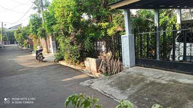 Rumah Prestisius di Kawasan Kemanggisan, Jakarta Barat, LB 112m², Harga 5,5 Miliar