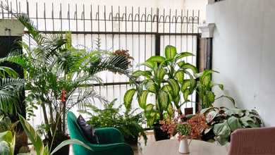 Dijual rumah Premium di Srengseng, Jakarta Barat - LT 150m²