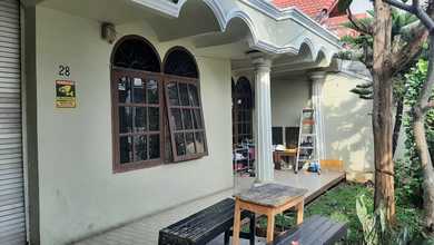 Dijual rumah Eksklusif di Kemanggisan, Jakarta Barat - LT 151m²