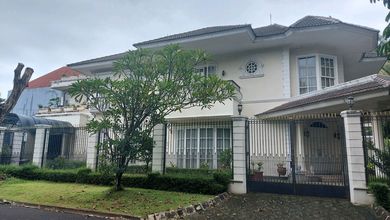 Rumah Elegan di Pondok Indah, Jakarta Selatan, 7 KT, LT 793m²