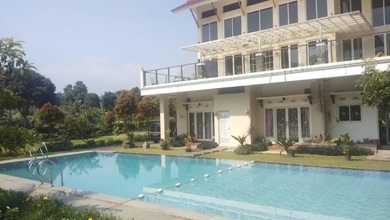 Villa Mewah Cisarua Puncak Bogor Jawa Barat