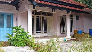 Rumah Elegan di Pakuan, Bogor, 3 Kamar Tidur, LT 558m²