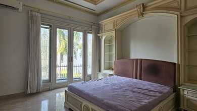 Hunian Sewaan Area Pantai Indah Kapuk, Jakarta Utara, LB 900m², 4 KT