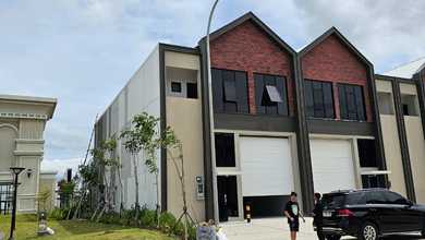 Gudang Bizpark PIK2 Luas 9x30 posisi Hoek Brand New Sangat Bagus