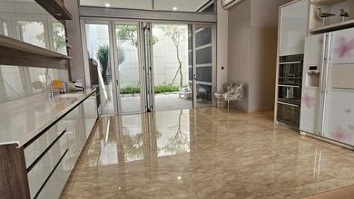 Hunian Sewaan Area Pantai Indah Kapuk, Jakarta Utara, LB 450m², 3 KT