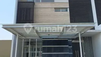 Rumah Sewaan Murah di Pantai Indah Kapuk, Jakarta Utara, 3 KT, Harga 380 Juta /tahun