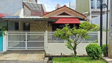 Kesempatan Langka, rumah Mewah di Puri Indah, Jakarta Barat, LB 100m²