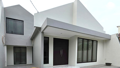 Rumah Elite di Kawasan Meruya, Jakarta Barat, LB 195m², Harga 4,9 Miliar