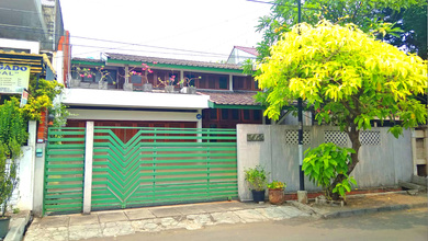 Hunian Mewah di Puri Indah, Jakarta Barat, 6 KT, LT 336m²