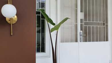 Rumah Elegan di Duri Kepa, Jakarta Barat, 4 KT, LT 126m²