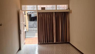 Dikontrakkan Rumah Terjangkau di Tomang, Jakarta Barat, LT 150m²