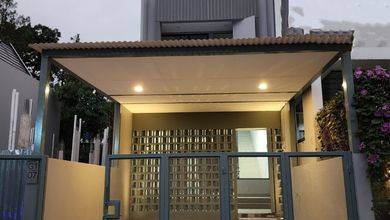 Jual Rumah Mewah Luas 90 m2 Kawasan BSD Griya Loka, Tangerang