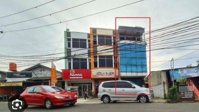 Ruko 3 Lantai Pinggir Jalan Raya Puspitek Serpong Tangerang