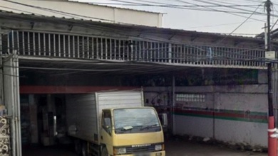 Sewa Ruko Jatinegara 2 Lantai Ex-Minimarket Lokasi Pinggir Jalan Raya