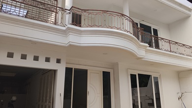Rumah Sewa Murah Lokasi Sunter, Jakarta Utara, LB 530m²